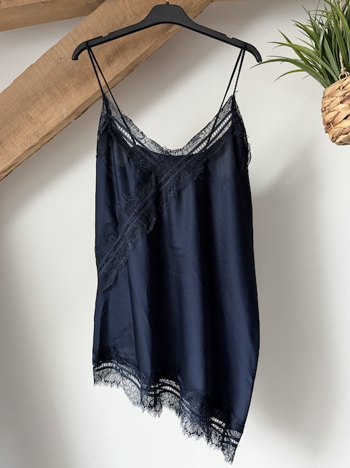 Débardeur asymétrique détail dentelle – Image 3